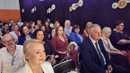 Na zdjęciu widownia Jubileuszu SP 8