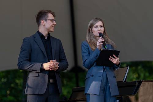 Na zdjęciu duet fortepianowy Aleami Piano Duo podczas niedzielnego koncertu